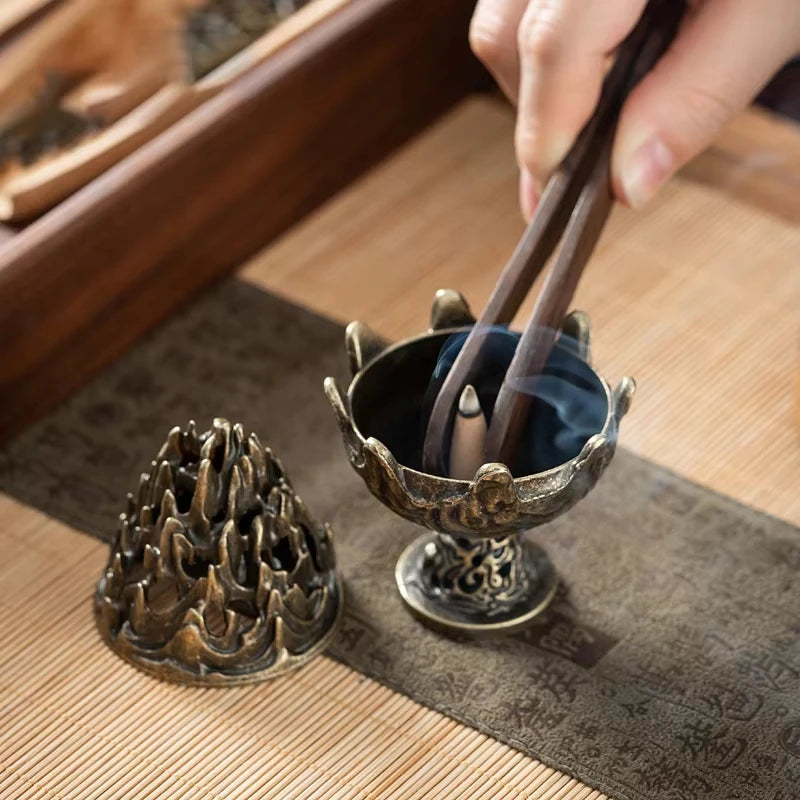 Alloy Vertical Incense Burner - Portable Tabletop Aromatherapy Holder and Home Decoration